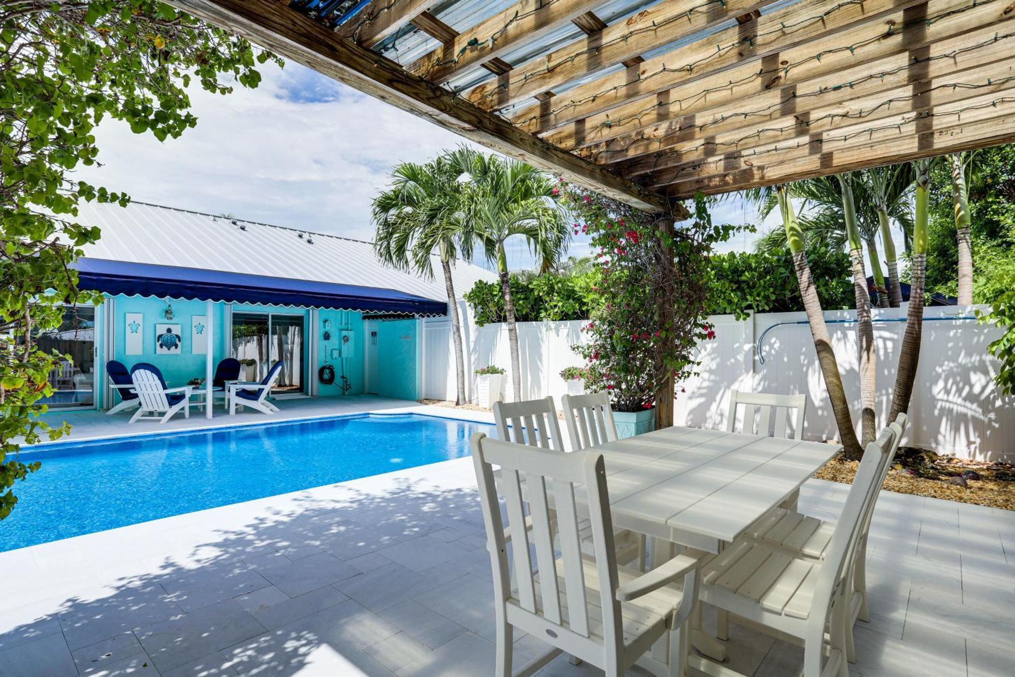 Coastal Villa With Private Yard And Heated Pool! North Palm Beach Exterior foto